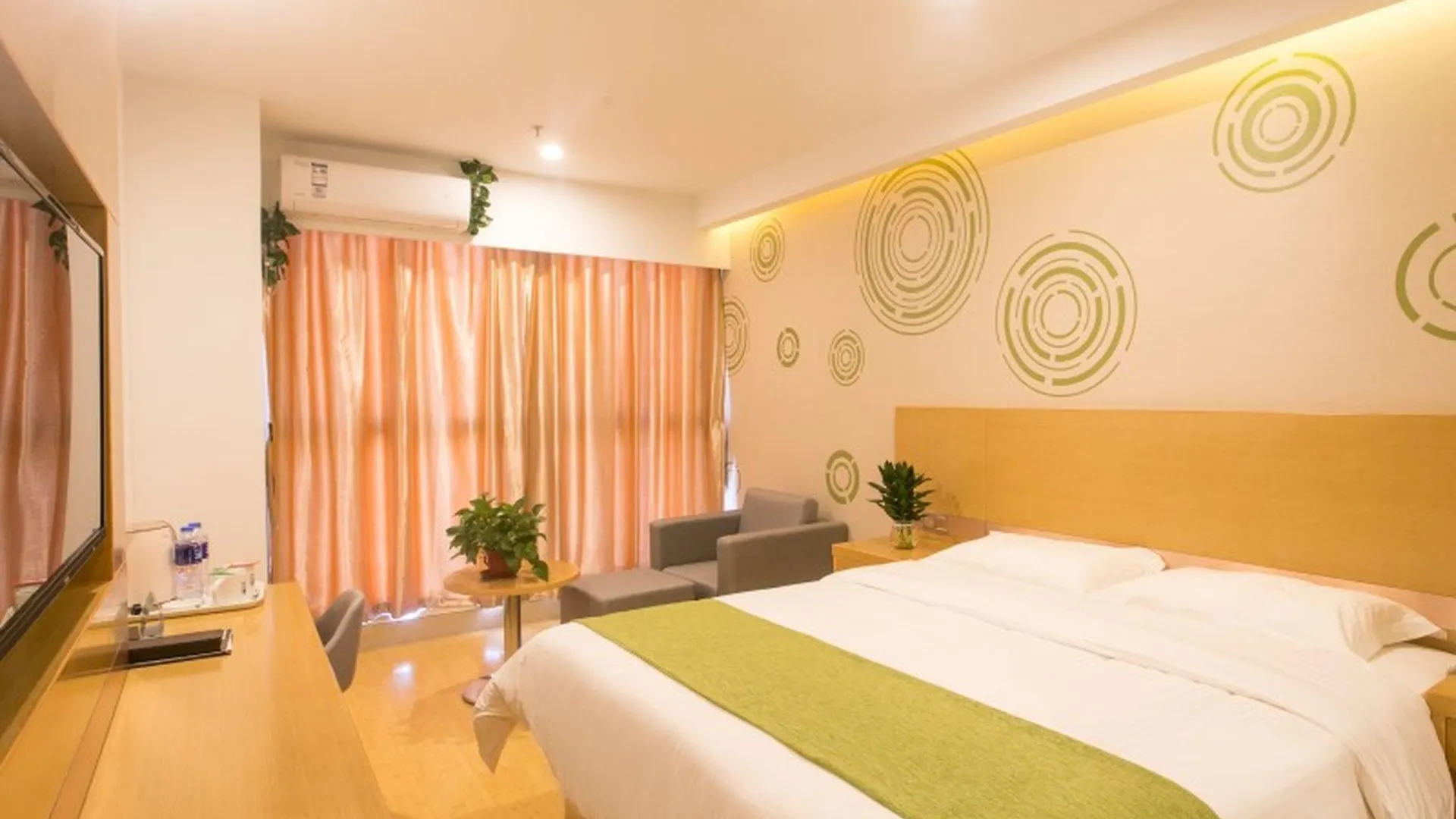Greentree Inn Suzhou Tai Lake Xukou Town Government Express Hotel